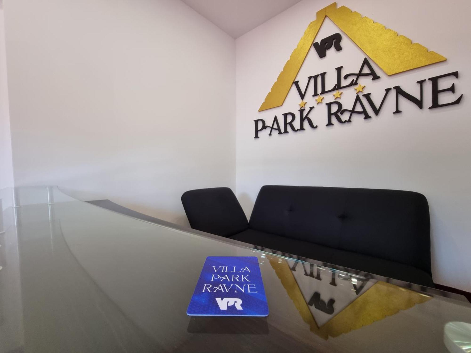 Villa Park Ravne Visoko Exteriör bild