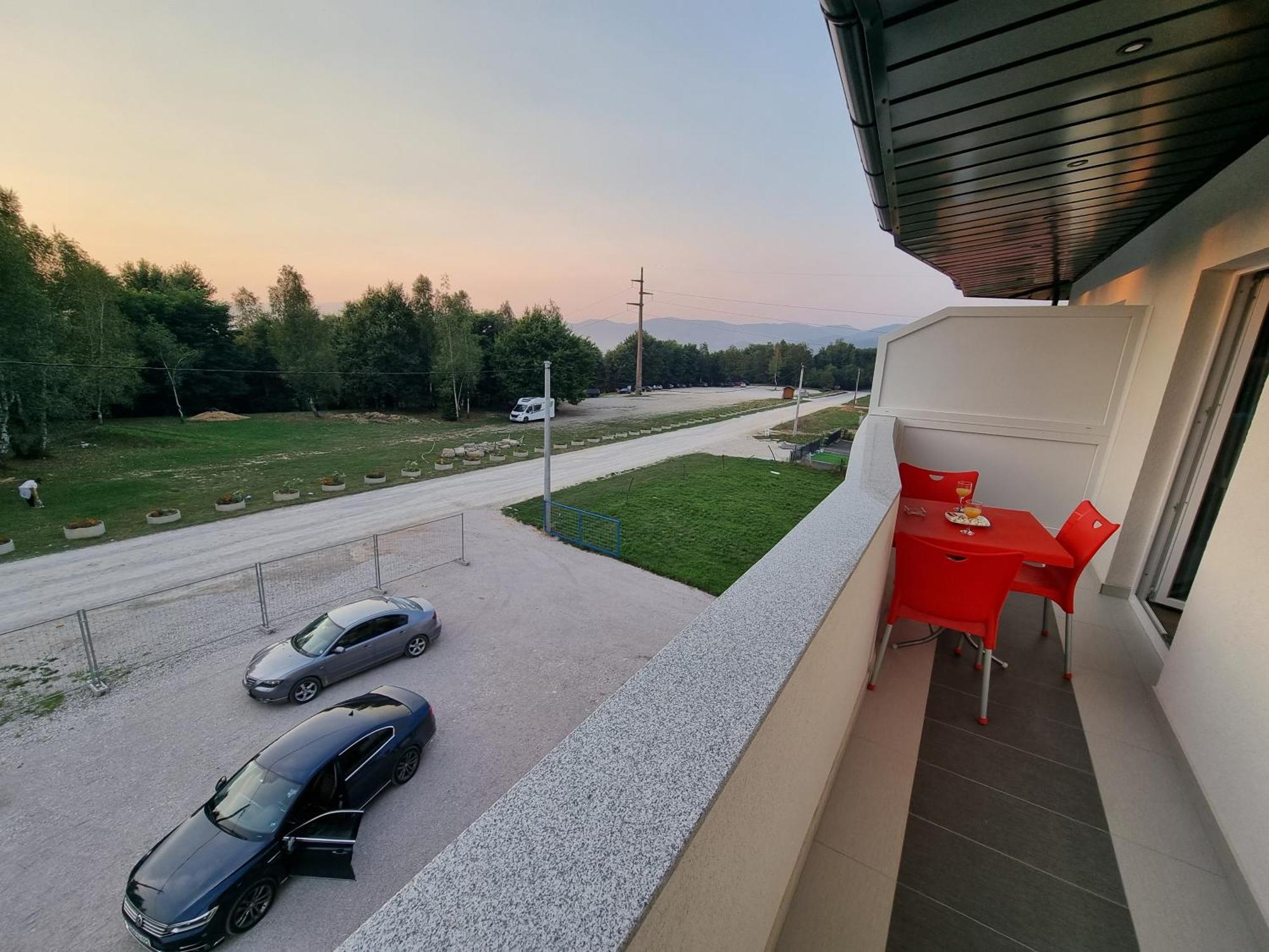 Villa Park Ravne Visoko Exteriör bild