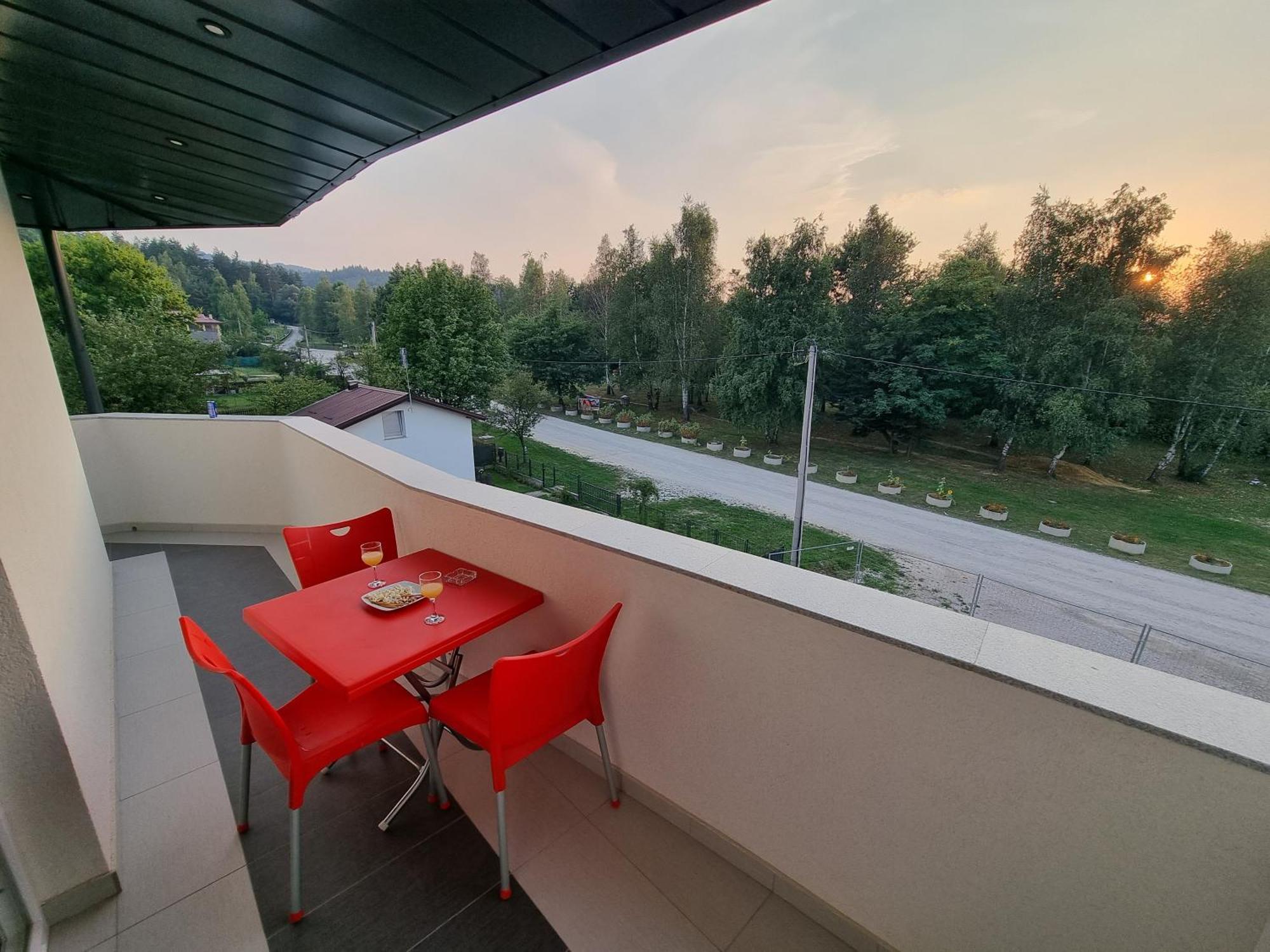 Villa Park Ravne Visoko Exteriör bild